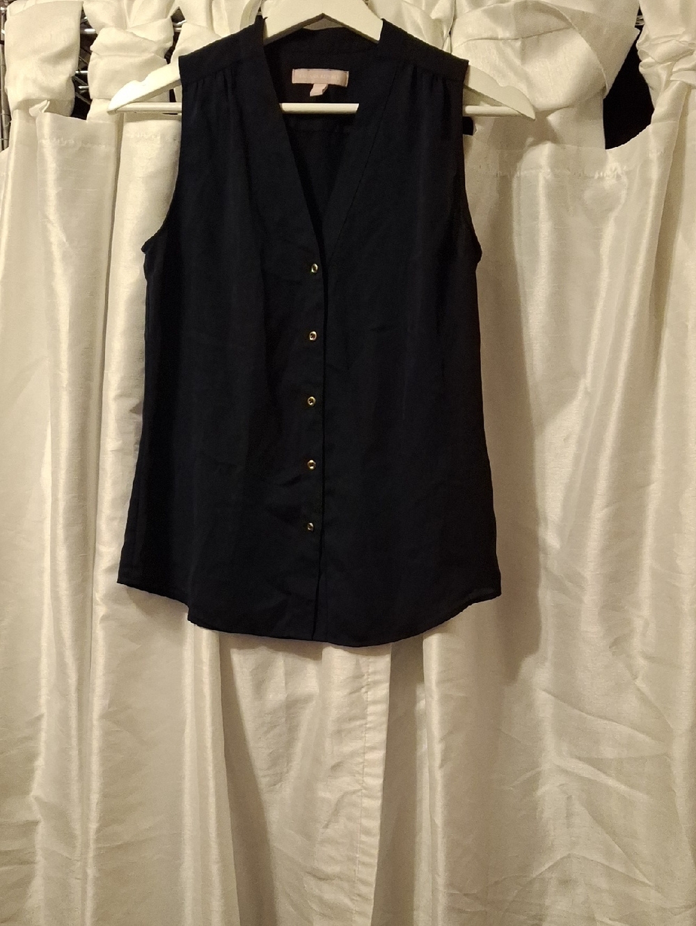 Banana Republic Black Sleeveless Button-Down Shirt
